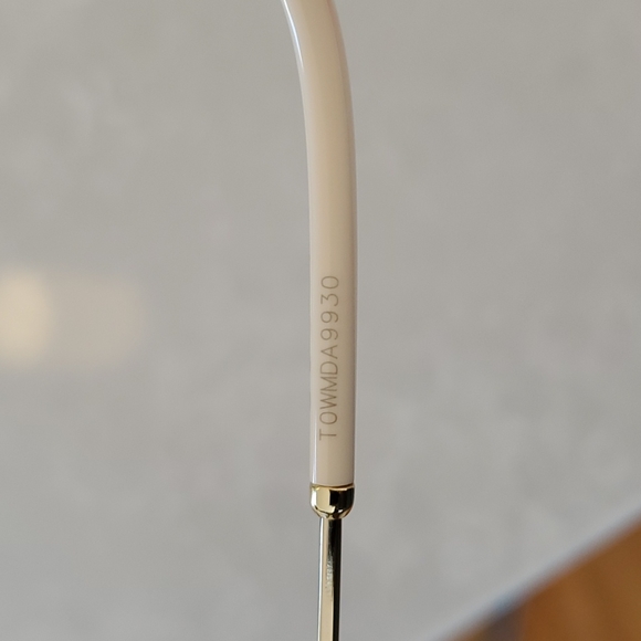 NWT Gucci Polarized Sunglasses and Gucci Case - Picture 5 of 9